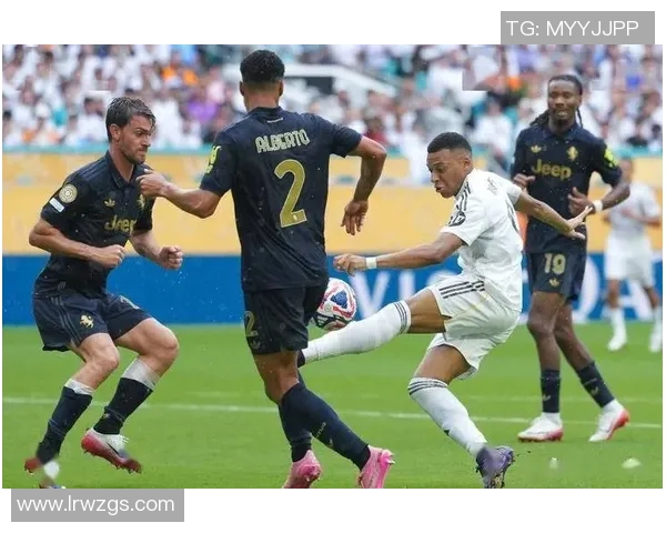 热刺逆转皇马4-3胜利时刻全场沸腾补时绝杀成焦点